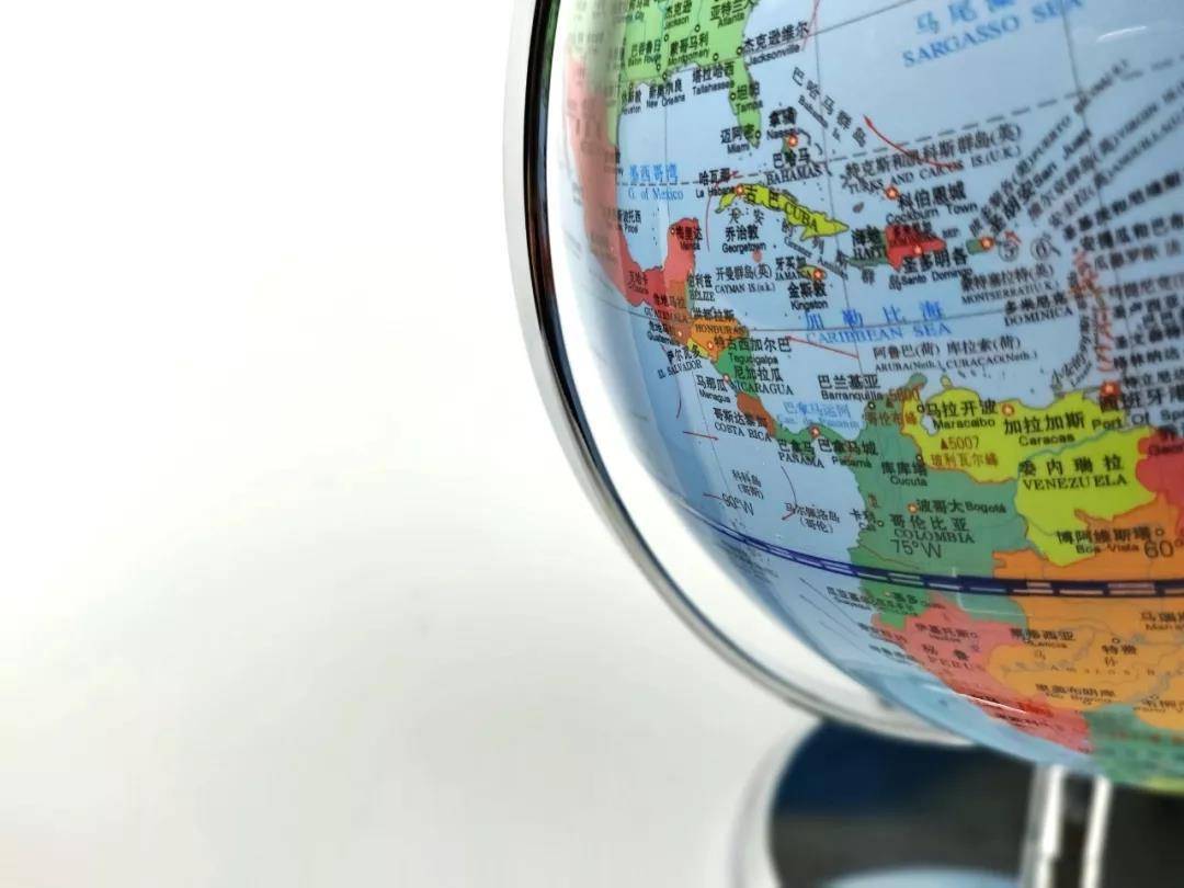 北斗研发AR地球仪，放在手里的“活”地球，足不出户观世界