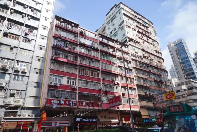 香港人在内地旅游被惊呆了,内地人第一次来香港感受