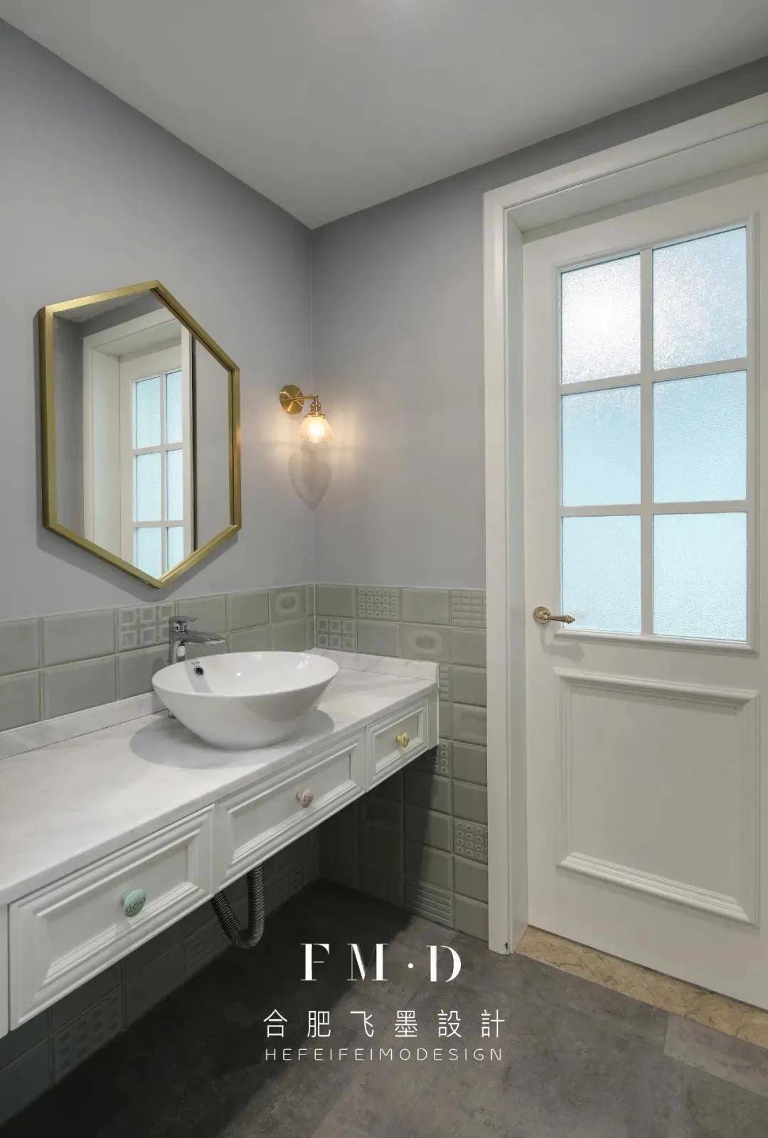 刚买毛坯房的业主会去看什么,买的精装房还能砸了重新装修吗