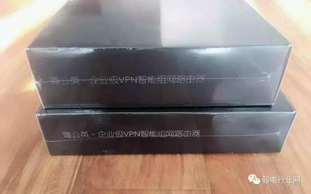 如何利用路由器组建局域网？并实现资源共享