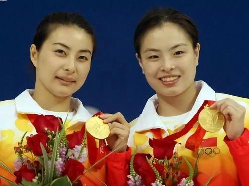 小事酿大错!吴敏霞泪诉女儿病情,细菌入脑20天做4次腰穿