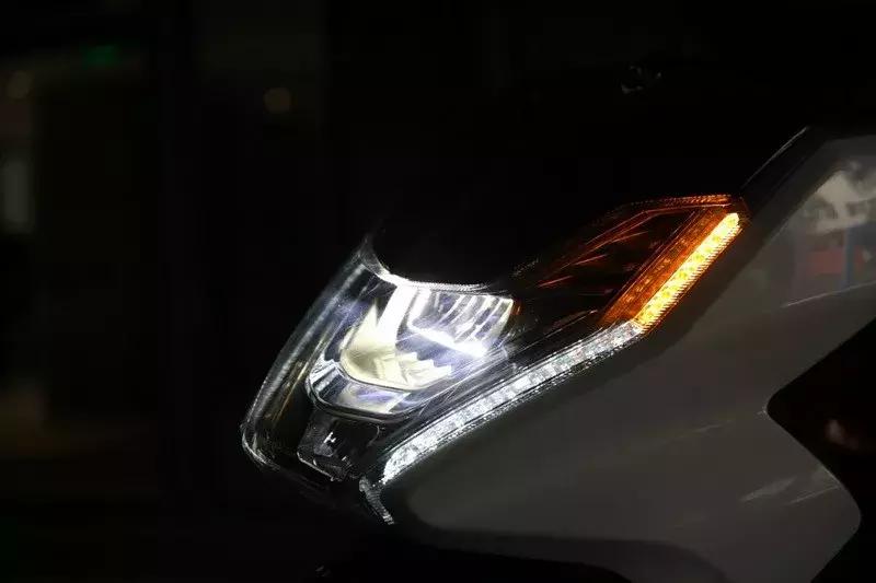 三阳fnx踏板摩托车全系列,三阳最新款150踏板摩托车测试