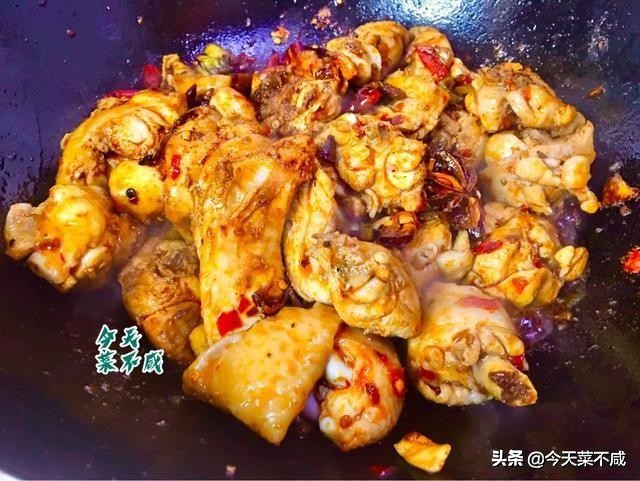 火锅鸡食物沧州,火锅的特色菜品