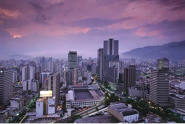 玻利瓦尔历史功绩,玻利瓦尔的历史功绩