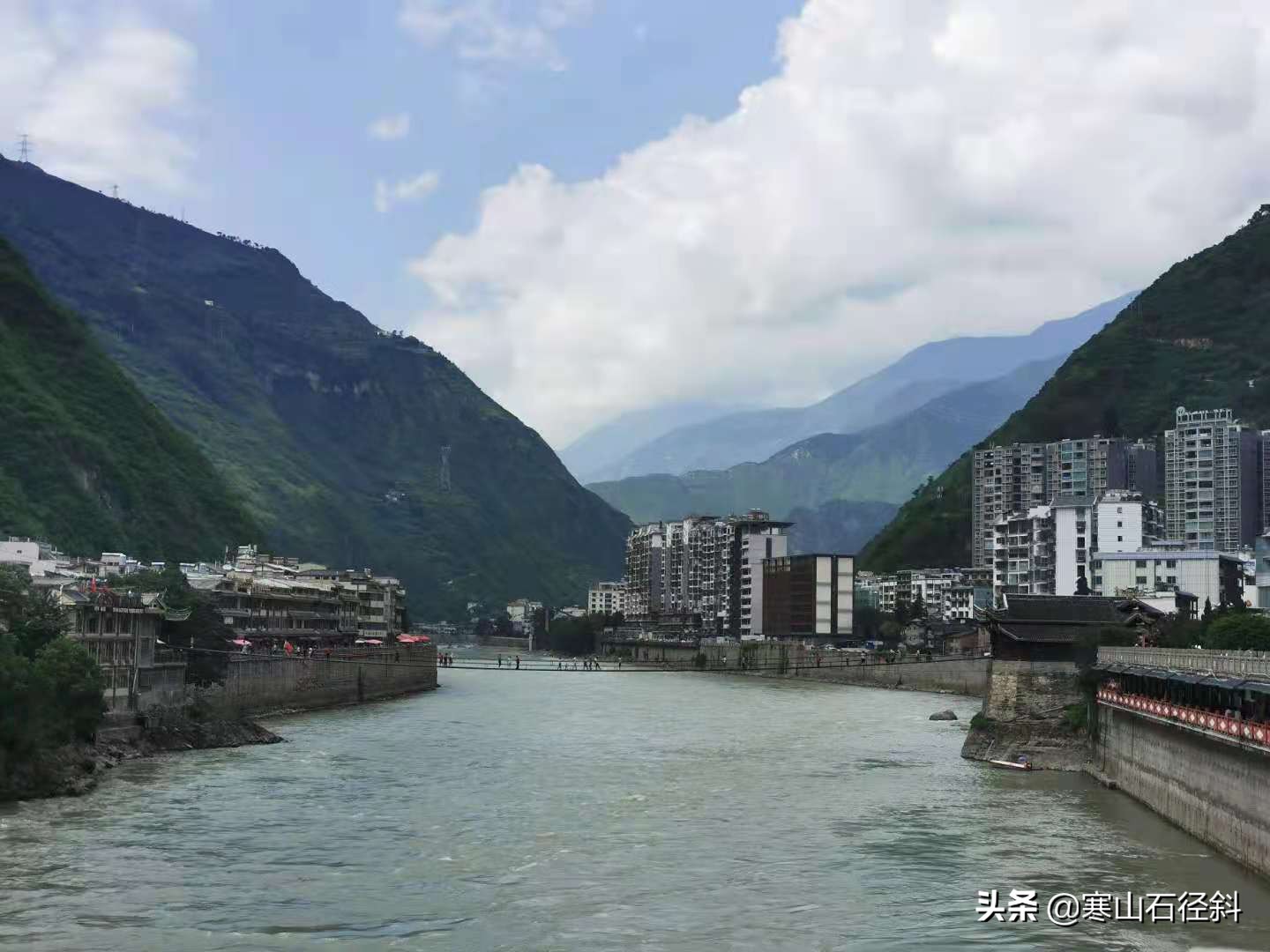 我的川藏线穷游经历,我的川藏318徒步视频
