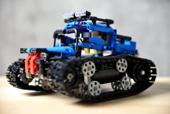 阿尔法蛋编程机甲s1拼装教程,阿尔法蛋编程机甲s1