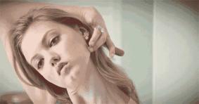 有了颈纹是衰老的标志,为什么有颈纹就显老