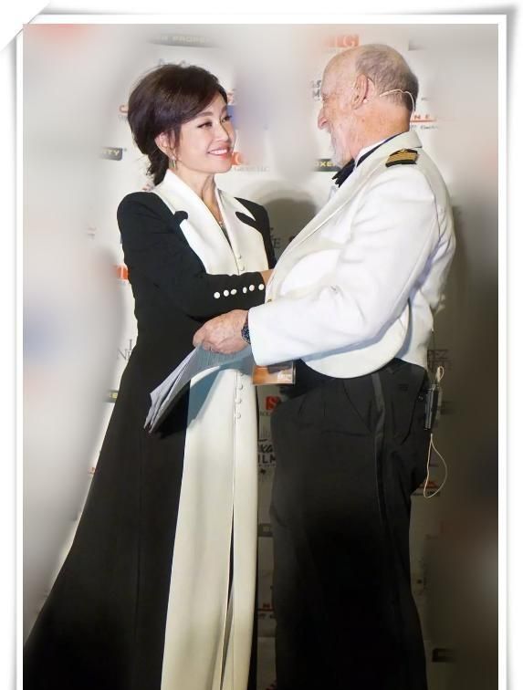 刘晓庆不化妆真人照片,刘晓庆的惊艳造型