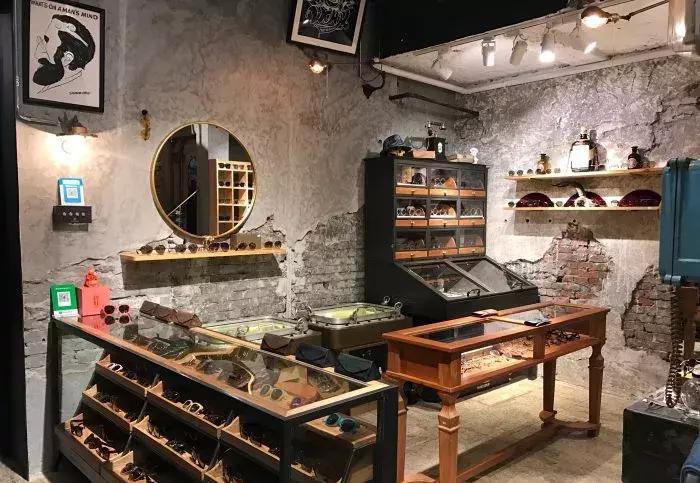 当你自以为穿得很潮去买手店 (时髦又小众魔都买手店逛街攻略)