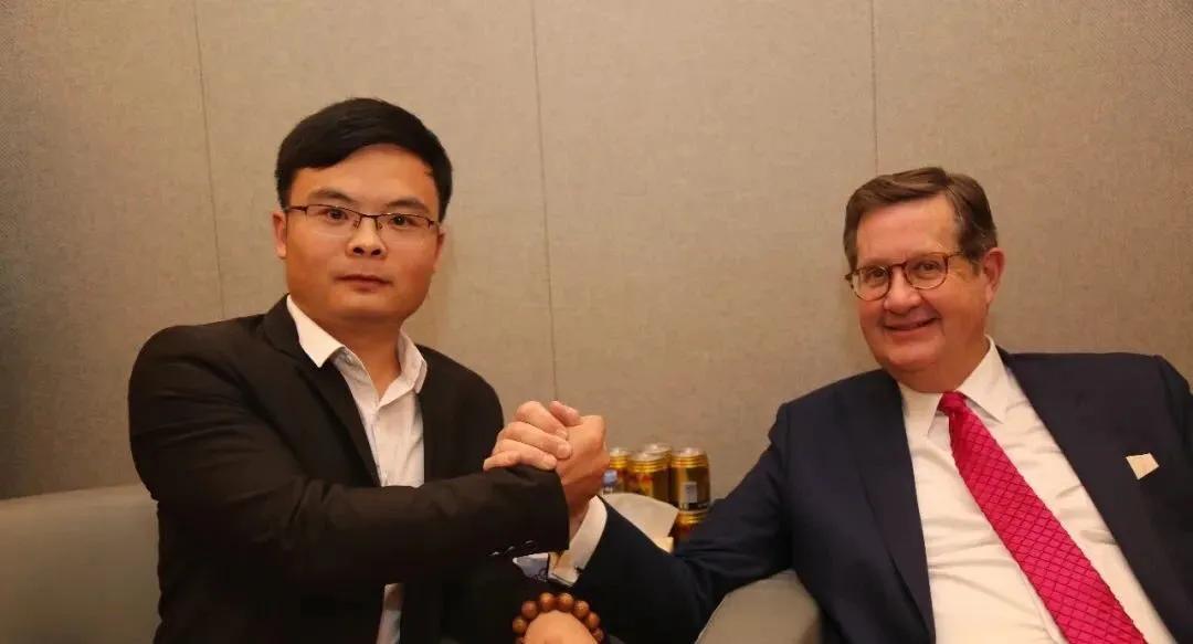 韩松庭：如何才能让你年轻富有？