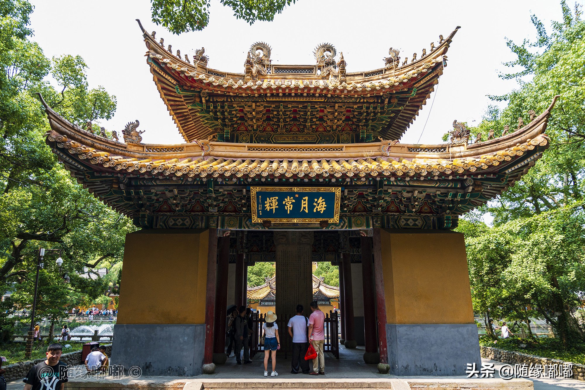 普陀山拜观音是先上香还是先许愿,普陀山叩头跪拜礼仪