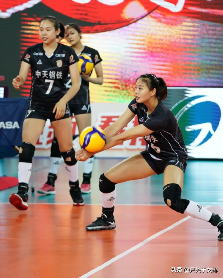 详解女排运动装备，越了解越心疼，颜妮成示范，朱婷令人欣慰