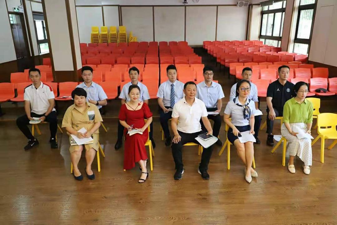 深圳罗湖百仕达小学,深圳百仕达小学是走读吗