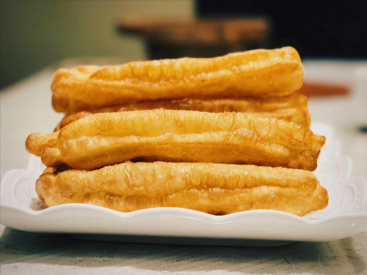 油条怎么炸不用面粉和酵母,炸油条不放酵母粉最简单的做法