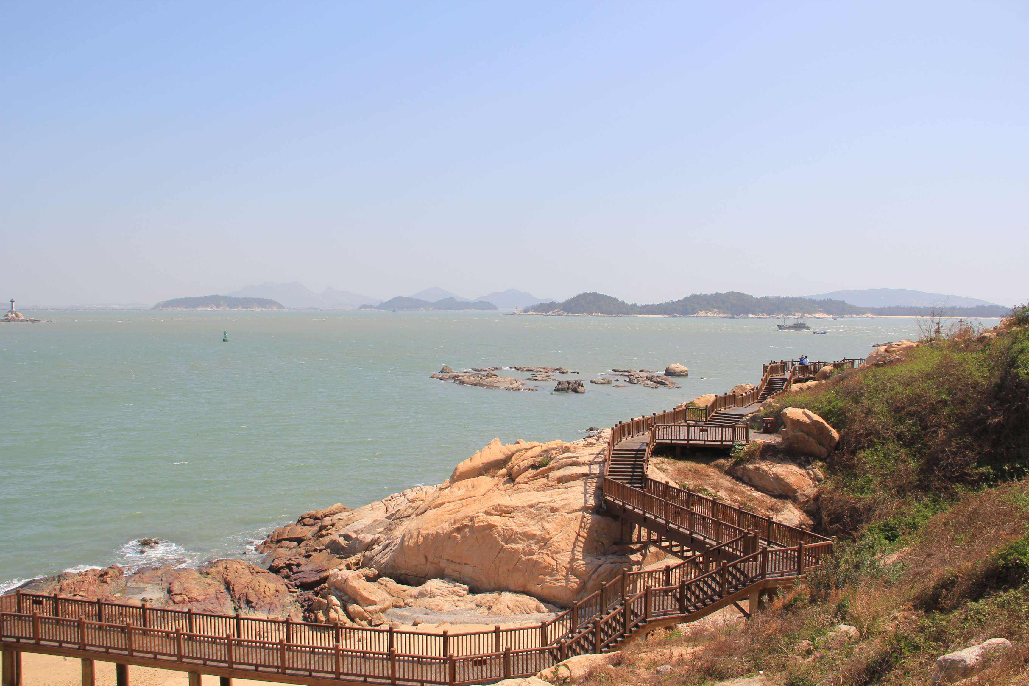 天下第一奇石福建东山岛风动石,福建东山岛天下第一奇石