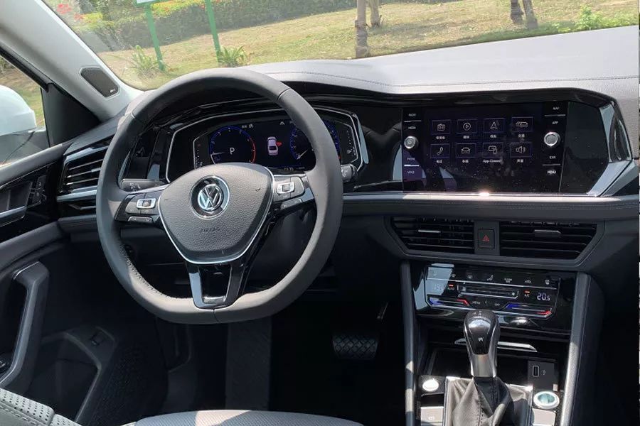 大众速腾空间实测,试驾大众速腾1.2t超越版