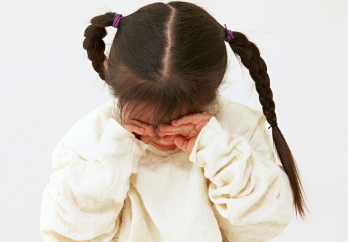 如何防止孩子成为偏执型人格,性格偏执的孩子如何正确引导