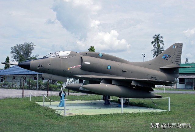 a-4天鹰舰载战斗攻击机,道格拉斯舰载机盘点