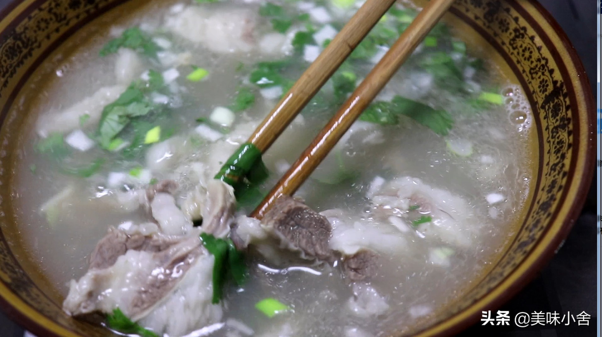 炖羊肉汤怎么炖没有臭味,炖羊肉汤记住不要直接炖小诀窍