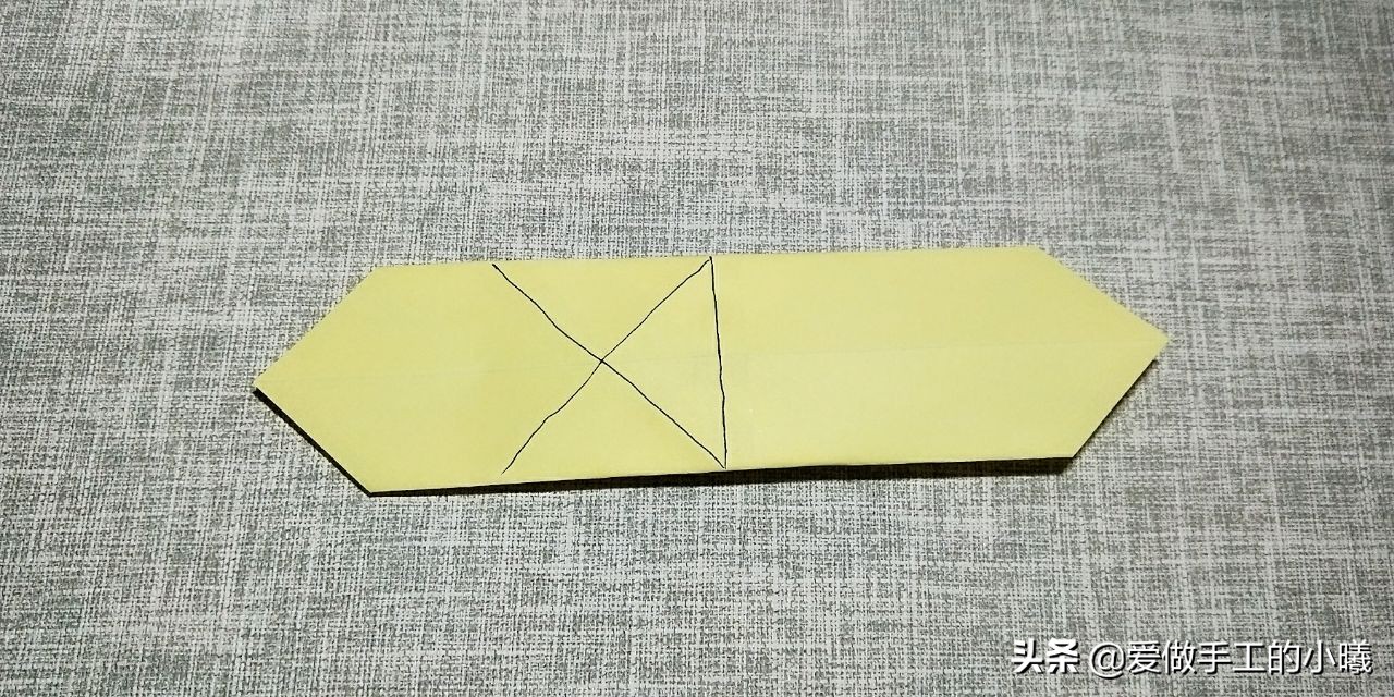 最简单的折纸金刚狼爪教程,用折纸折金刚狼爪