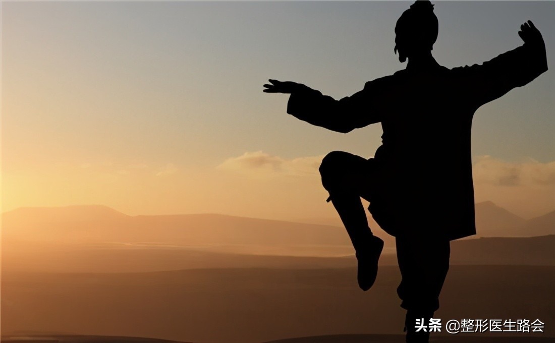 太阳穴凹陷属于额头不饱满吗,太阳穴填充的位置