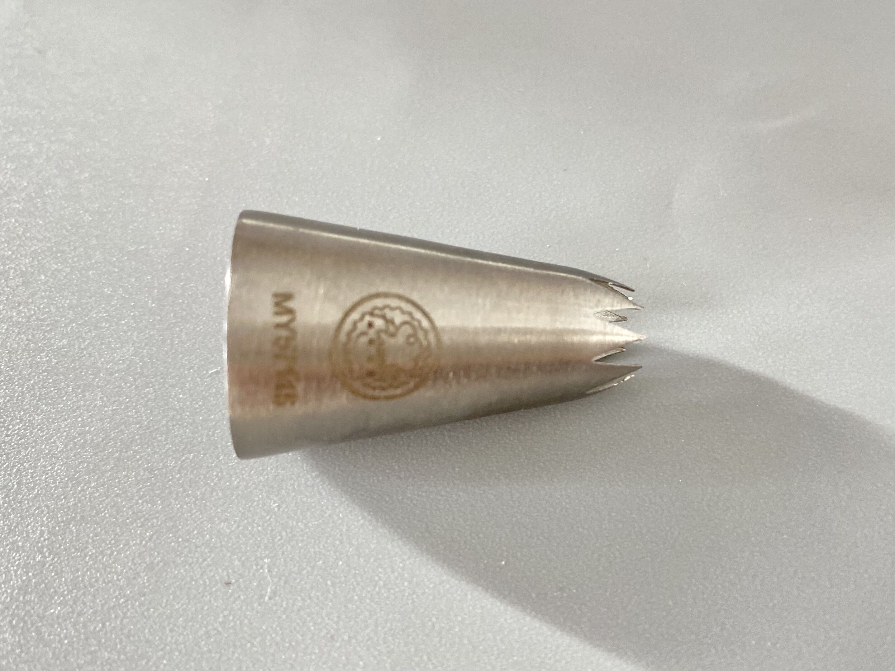 教人如何裱花视频讲解教程,蛋糕裱花必须知道的几种表现手法