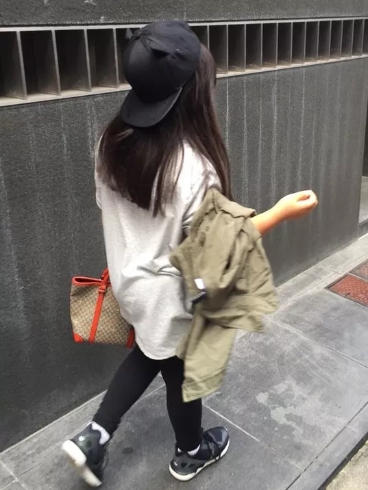 王诗龄戴的珠宝,王诗龄戴卡地亚手镯多少钱