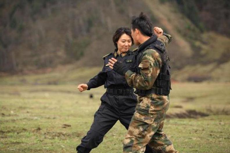 雷敏毛里求斯纪录片,中国警花雷敏是哪里人