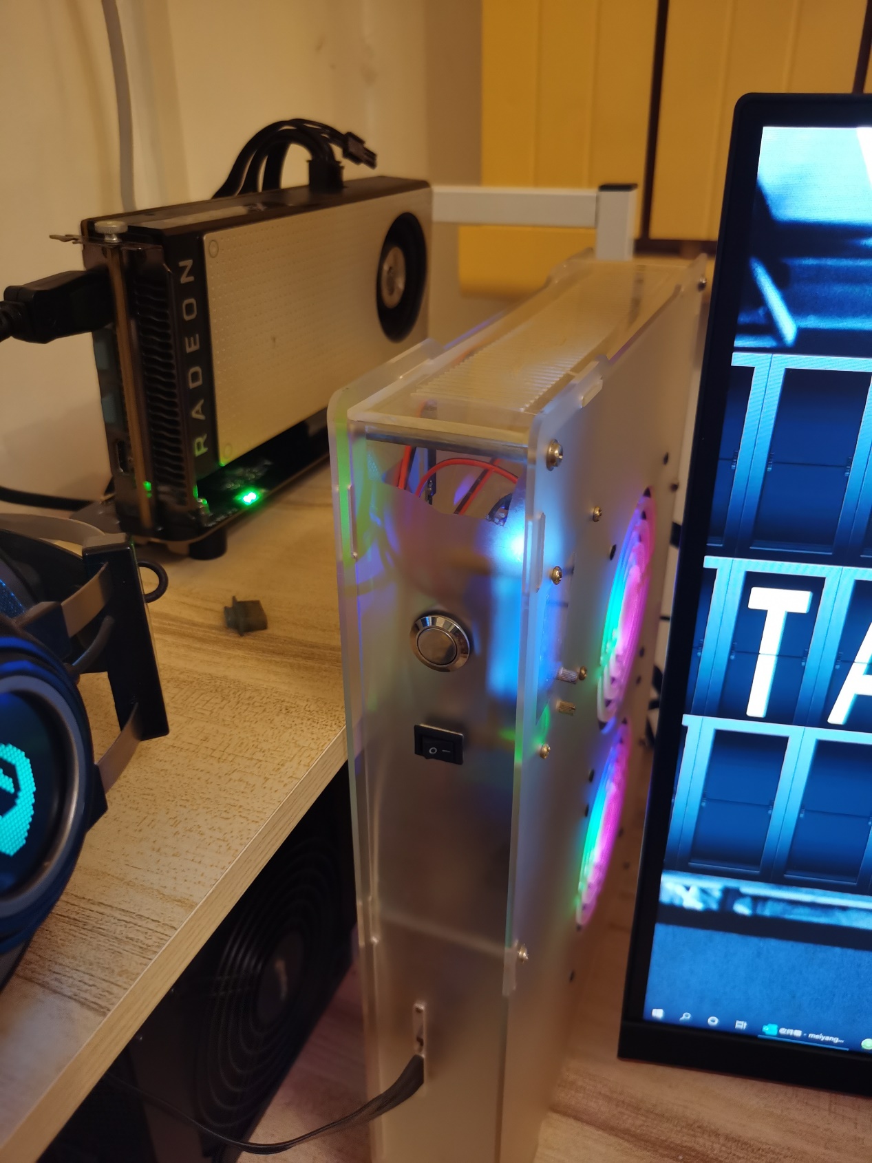 nvme外接显卡,显卡插槽可以装nvme显卡