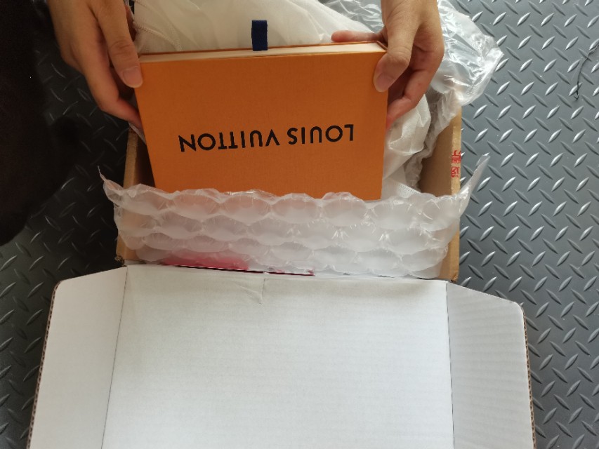 红布林lv男生三款包,红布林lv水桶包