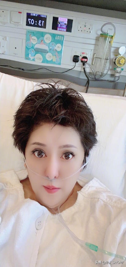 49岁孟非身体告急进医院，主持十年三拒春晚，为啥突然不红了？