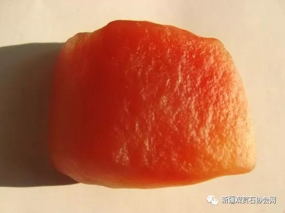 戈壁玉与戈壁石的区分,戈壁玉和戈壁石的区别