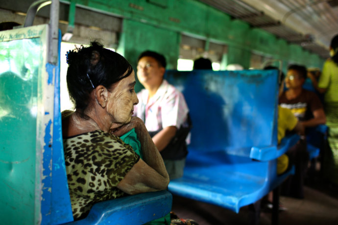 一座美丽的城市缅甸仰光,80年代的缅甸仰光城市