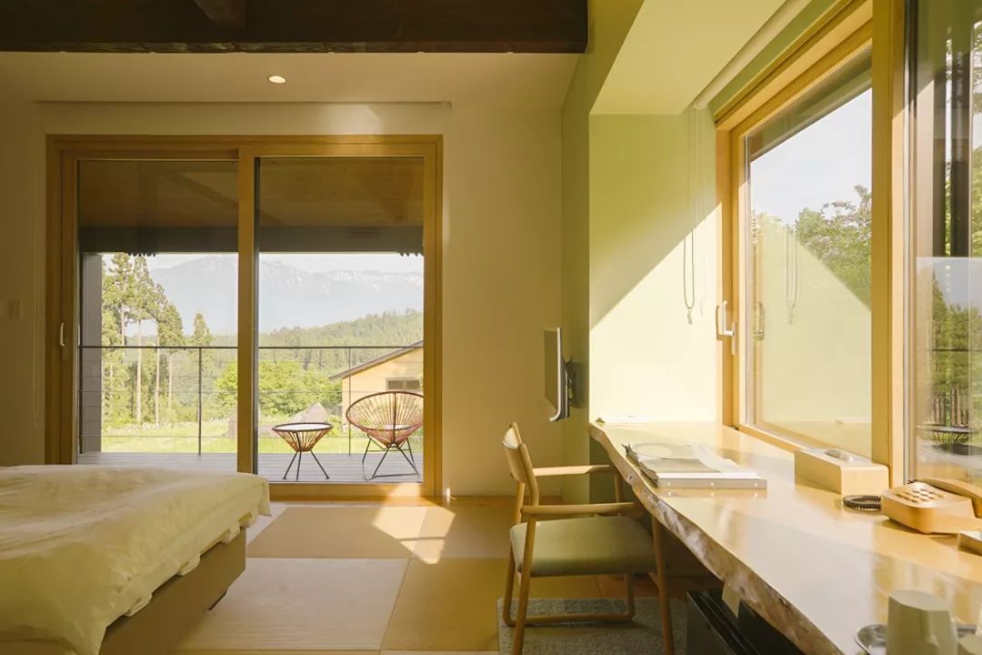 雪山下的温泉美丽,最值得去的有雪山温泉的地方