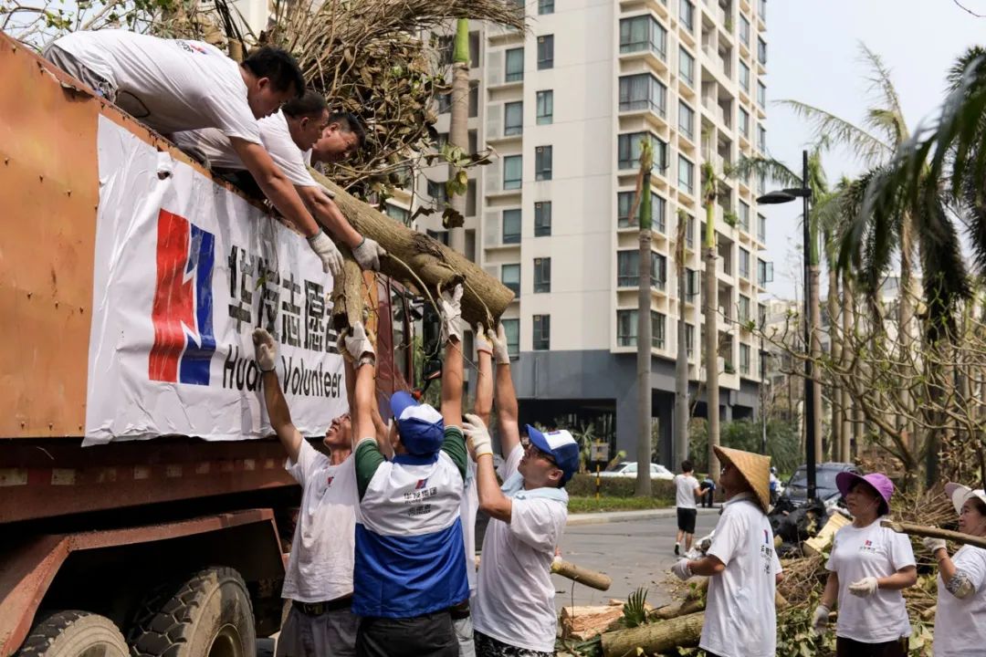 华发曾师,华发40年故事