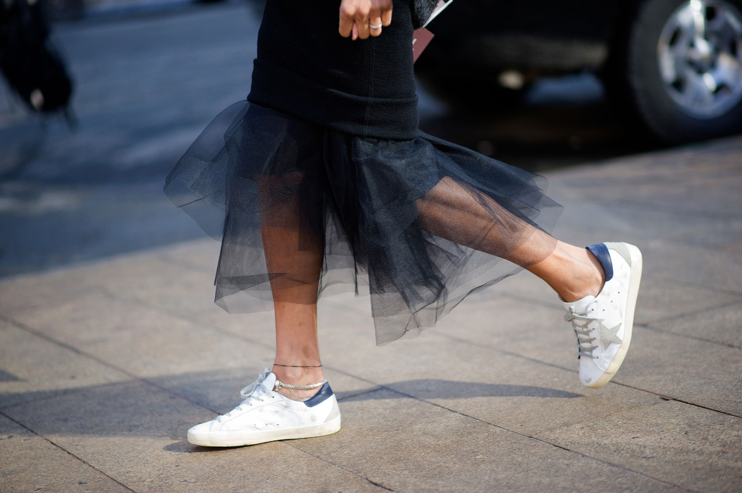 平底鞋高跟鞋推荐搭配长裙,尖头平底单鞋适合搭裙子