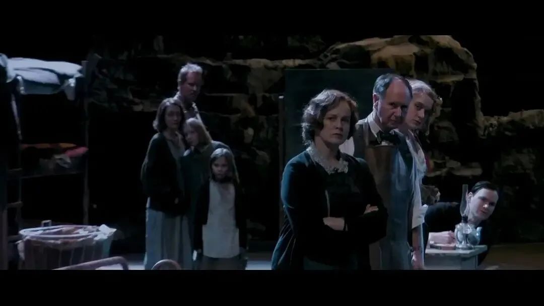 来聊一聊傲慢与性之恶花