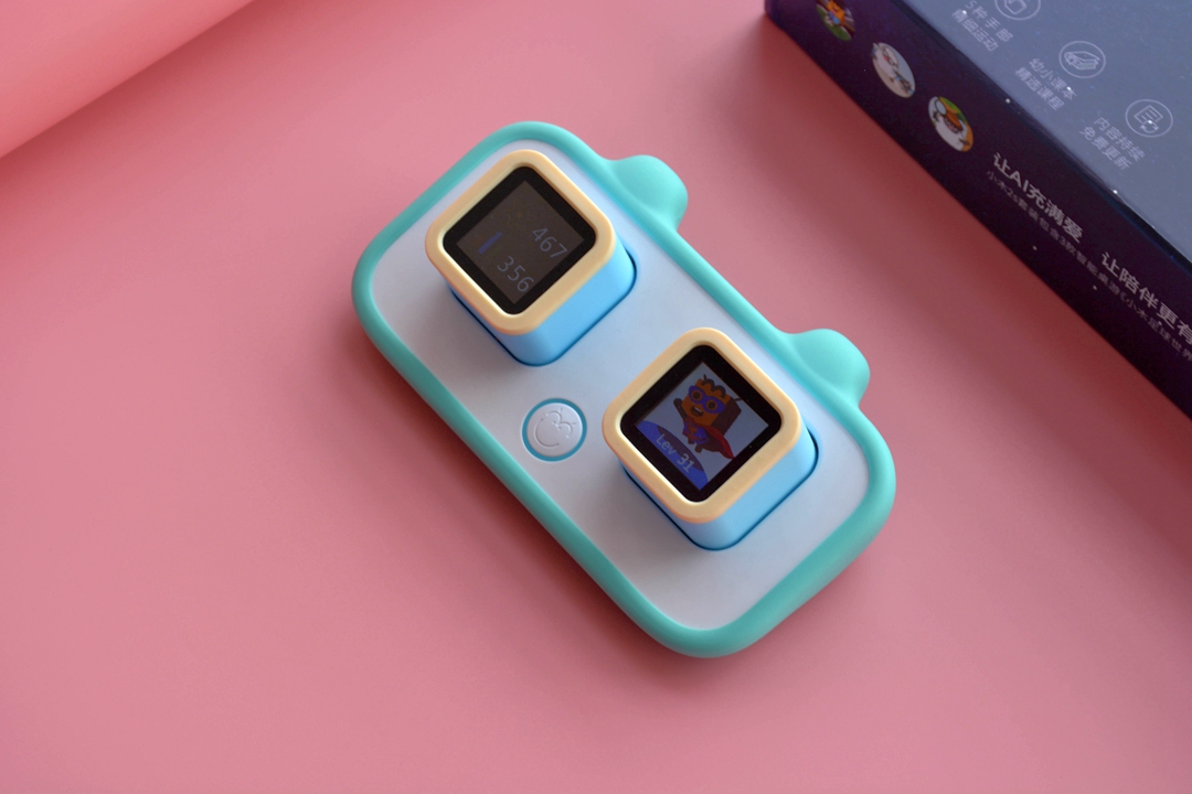 小米儿童玩具机器人,小米儿童智能陪伴机器人联网