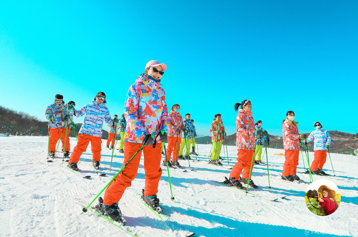 安吉云上草原滑雪场里的酒店,安吉云上草原滑雪场高级雪道索道