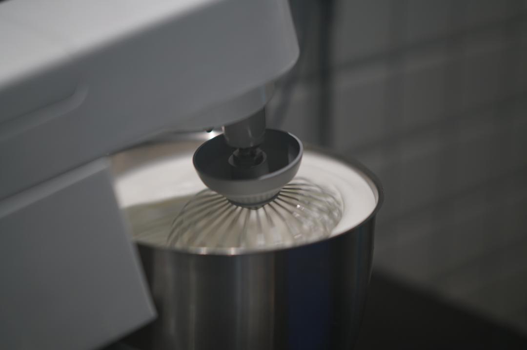 上海华贝面包哪家好,探店现烤面包