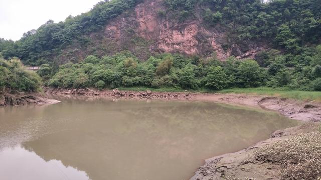 西岭雪山避暑又能钓鱼的地方,西岭雪山哪里的野沟里可以钓冷水