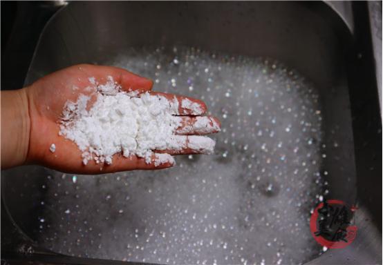 洗碗池下水道堵塞最快的疏通方法,洗碗池堵了怎么快速疏通