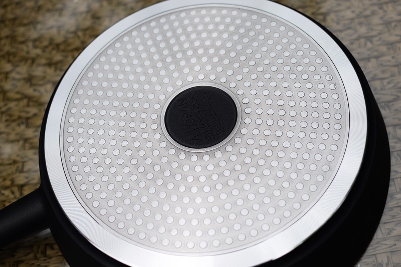 德国煎锅304不粘锅,德国原铸无涂层不粘锅