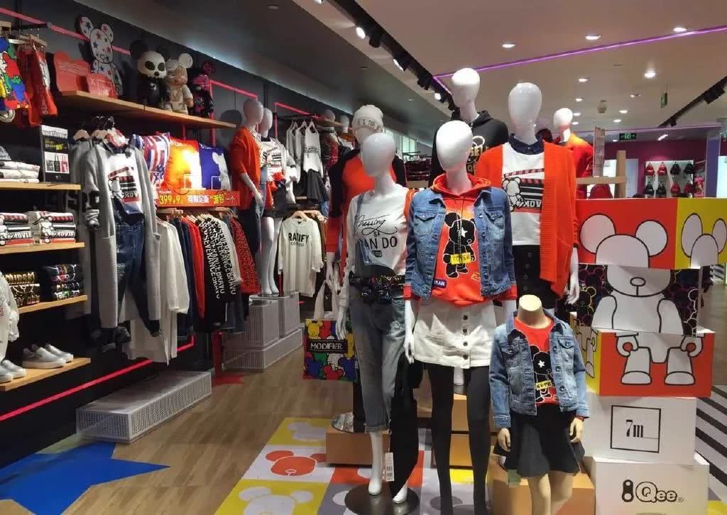 拉夏贝尔日关店13家,曾经风光无限的它到底怎么了?