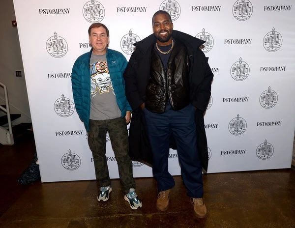 “南京黑人”侃爷：我的背后是一支*队军**