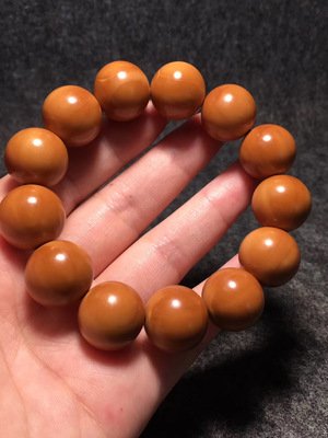 橄榄核正圆光珠孔道不正可以玩吗,橄榄核正圆光珠值得盘吗