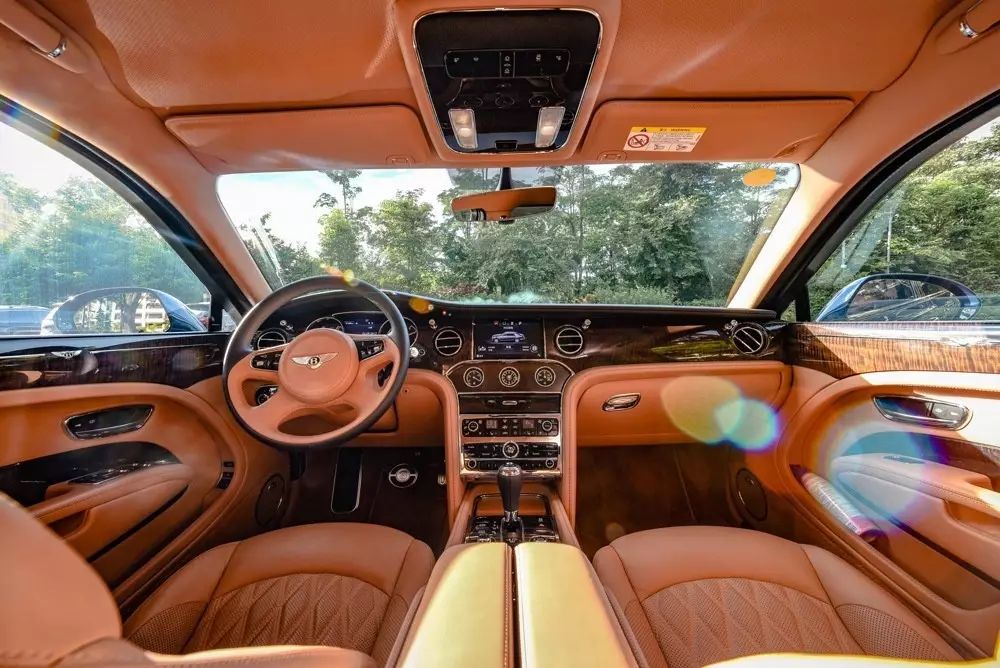 宾利欧陆gt和宾利慕尚,宾利慕尚宾利飞驰