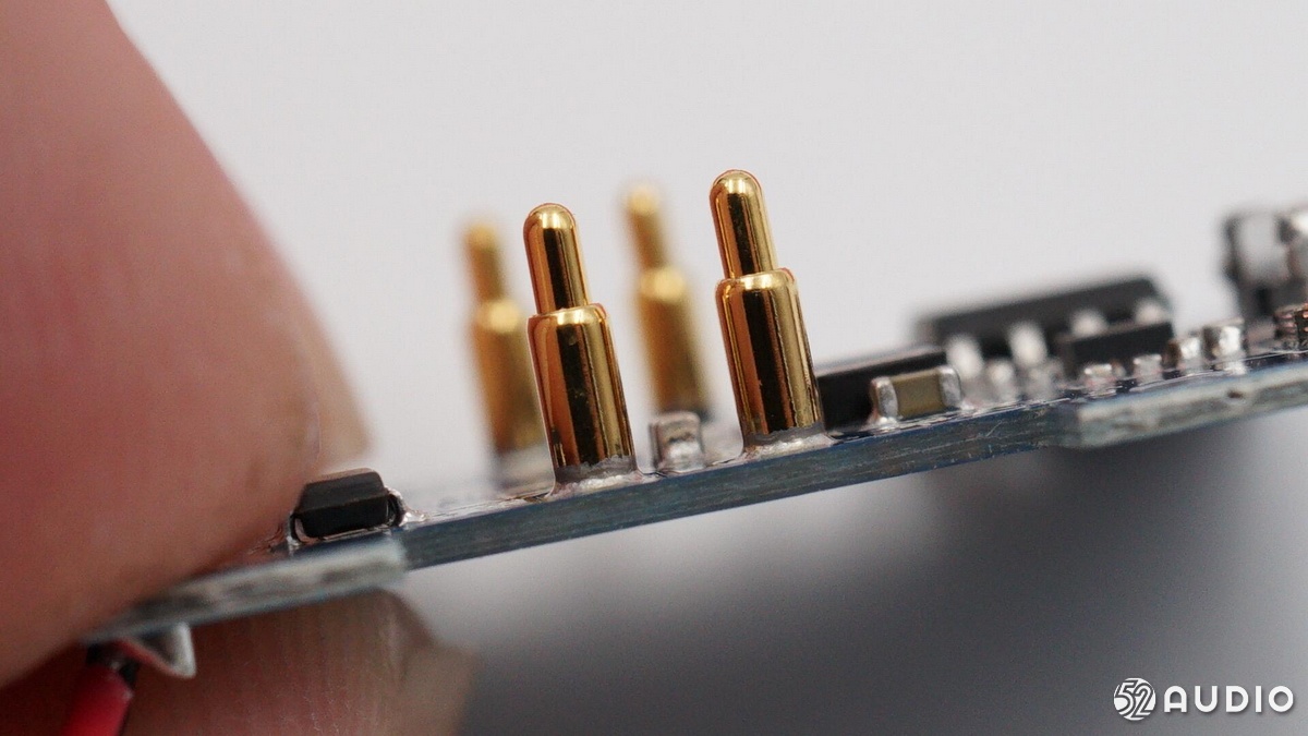 qcyt4钃濈墮鑰虫満鎷嗚В,qcy钃濈墮鑰虫満t13娴嬭瘎鎷嗚В