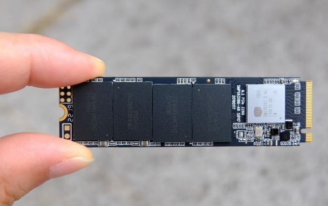 固态转换成液态,固态转换成动态磁盘