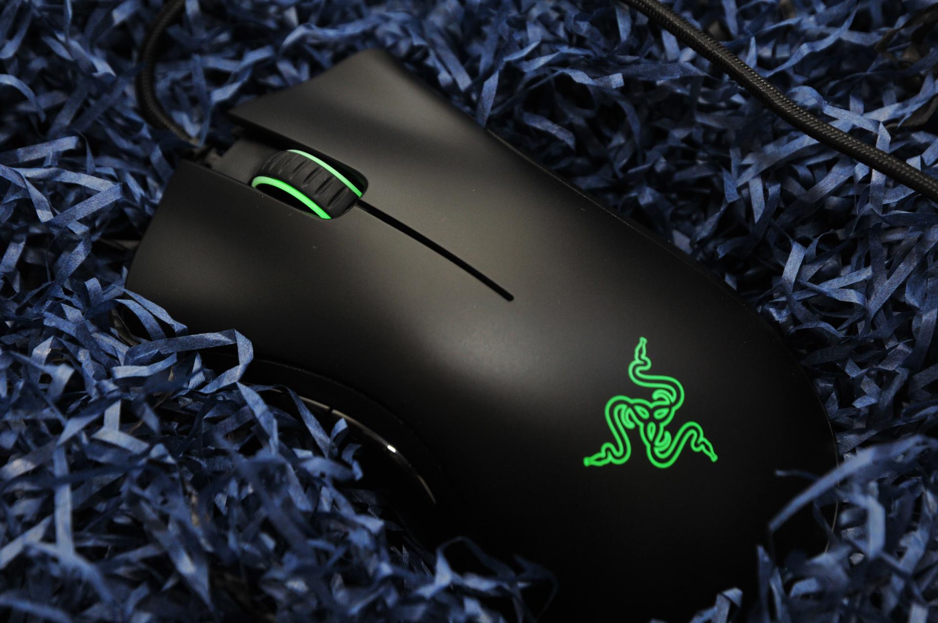 雷蛇炼狱蝰蛇v2pro专业版无线鼠标,雷蛇炼狱蝰蛇V3pro专业版无线鼠标